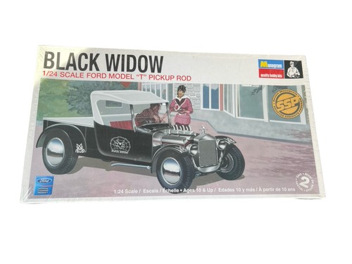 Monogram black widow - monogram, t